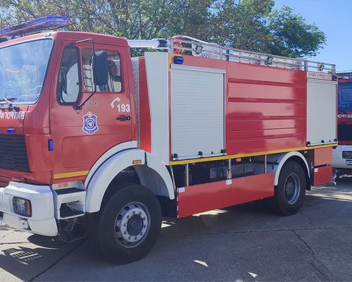 Fire engine VP 7000-300 on chassis FAP 1828, two vehicles delivered to the Department for Emergency Situations of the Ministry of Interior of Serbia.Date of delivery 04/05/2024.
