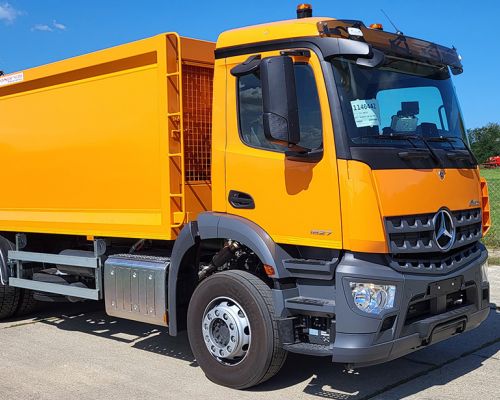 Garbage collection vehicle with a volume of 16m3 on a Mercedes Benz Arocs 1827 L 4x2 chassis Date of delivery: 19.09.2022.