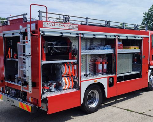 Emergency firefighting vehicle VP 3000-300 on ISUZU F14 chassis, two vehicles delivered to the Department for Emergency Situations of the Ministry of Internal Affairs of Serbia.Date of delivery 04/24/2024.